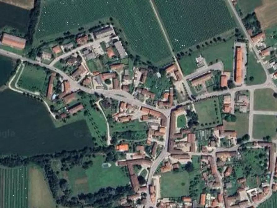 Immagine 9 di Porzione di villa in vendita  in Via Udine a Pavia Di Udine