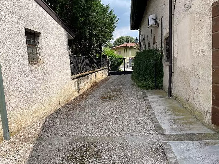Immagine 16 di Porzione di villa in vendita  in Via Udine a Pavia Di Udine