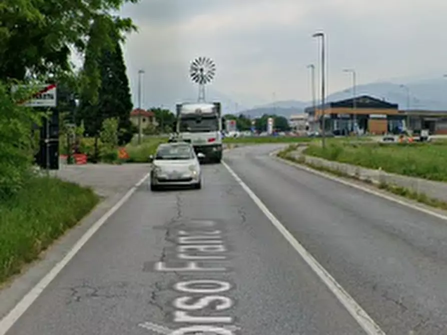 Immagine 3 di Capannone industriale in vendita  in Corso Francia a Cuneo