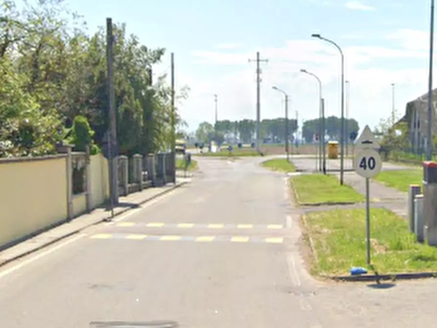 Immagine 15 di Casa indipendente in vendita  in Via Don Boschetti  a Certosa Di Pavia