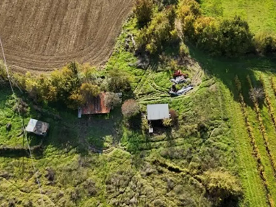 Immagine 17 di Terreno agricolo in vendita  in Via dei Cinque Colli a Gubbio