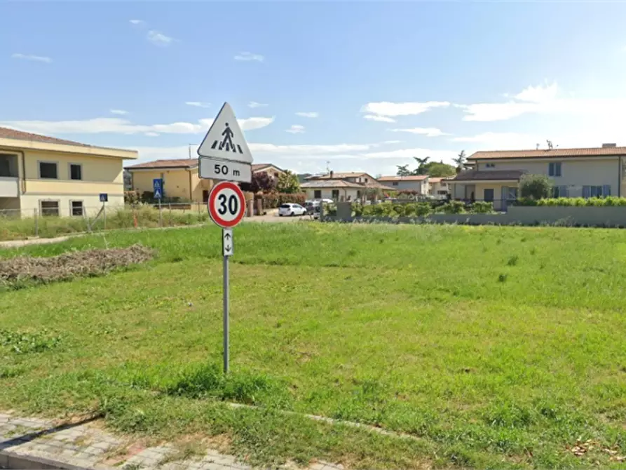 Immagine 2 di Terreno edificabile in vendita  in Strada S. Rocco a Torgiano