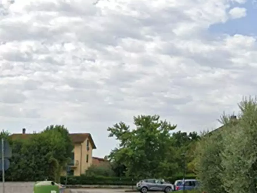 Immagine 4 di Terreno edificabile in vendita  in Strada S. Rocco a Torgiano