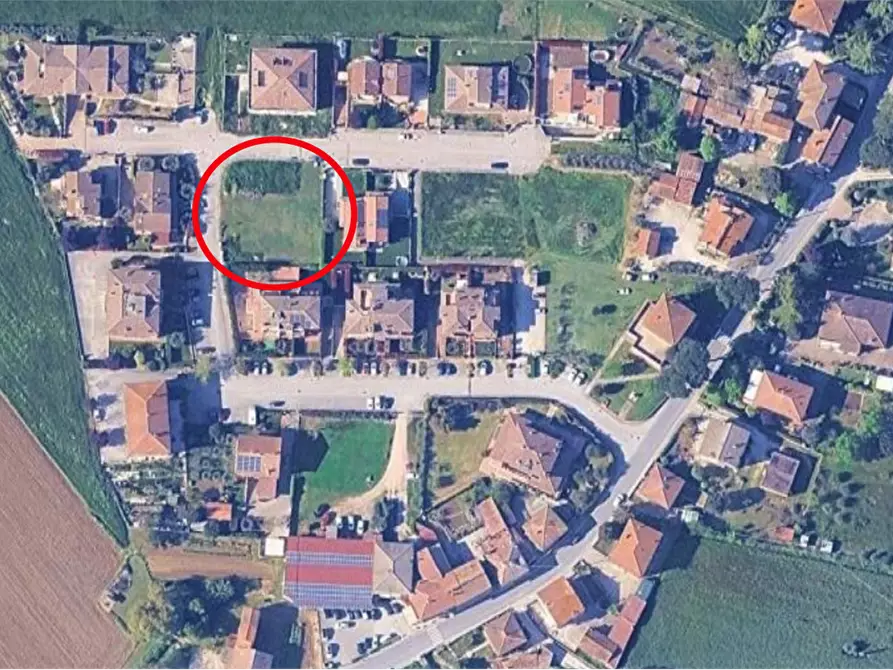 Immagine 1 di Terreno edificabile in vendita  in Strada S. Rocco a Torgiano