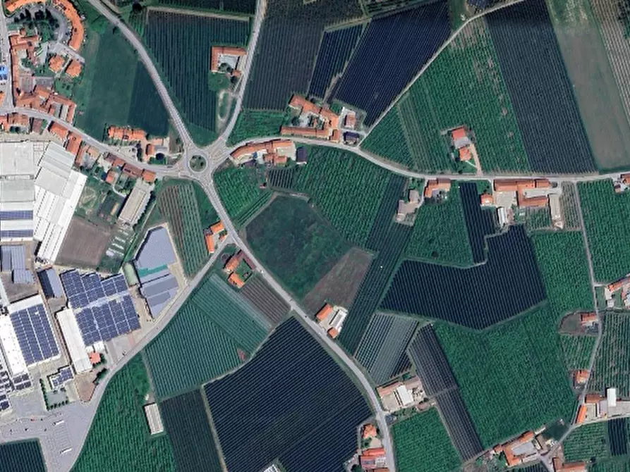 Immagine 1 di Terreno agricolo in vendita  in Via Villafalletto a Verzuolo