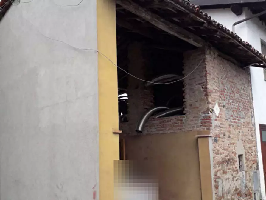 Immagine 2 di Casa indipendente in vendita  in Via G. Garibaldi a Gambarana