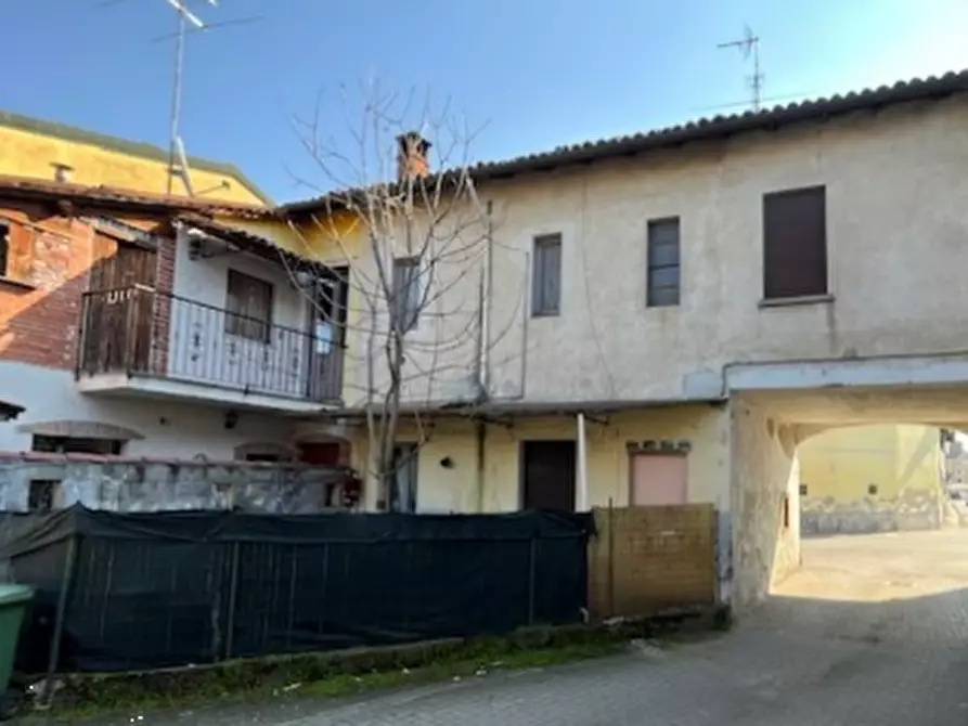 Immagine 5 di Appartamento in vendita  in Via Fiume a Gambolo'