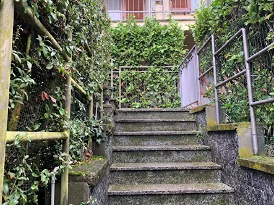 Immagine 3 di Appartamento in vendita  in Viale degli Ibiscus a Godiasco