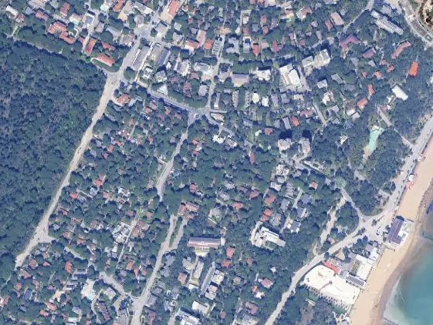 Immagine 15 di Appartamento in vendita  in Calle Rubens a Lignano Sabbiadoro