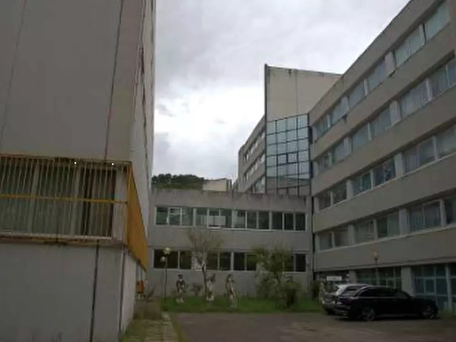 Immagine 16 di Stabile in vendita  in Strada di Lacugnano a Perugia