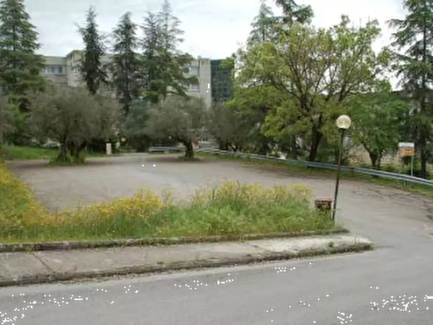 Immagine 19 di Stabile in vendita  in Strada di Lacugnano a Perugia