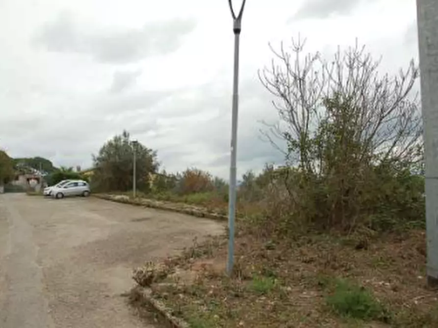 Immagine 21 di Stabile in vendita  in Strada di Lacugnano a Perugia