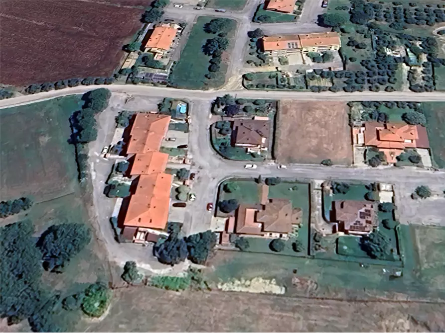 Immagine 11 di Terreno edificabile in vendita  in Via Petrarca a Castiglione Del Lago