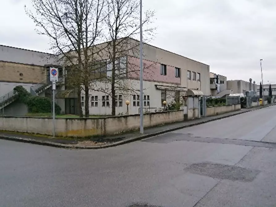 Immagine 1 di Ufficio in vendita  in Via Giuseppe Di Vittorio a Rignano Sull'arno