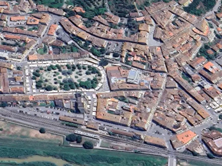 Immagine 14 di Ufficio in vendita  in Via Garibaldi a Castelfiorentino