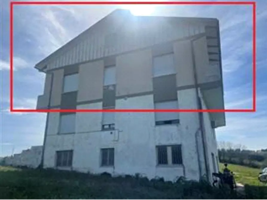 Immagine 5 di Appartamento in vendita  in Strada Valle del Profico  a Sant'elpidio A Mare
