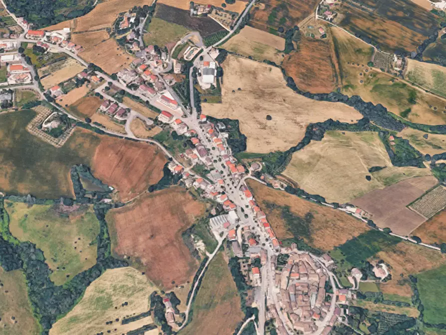 Immagine 9 di Laboratorio in vendita  in Viale Europa a Rapagnano