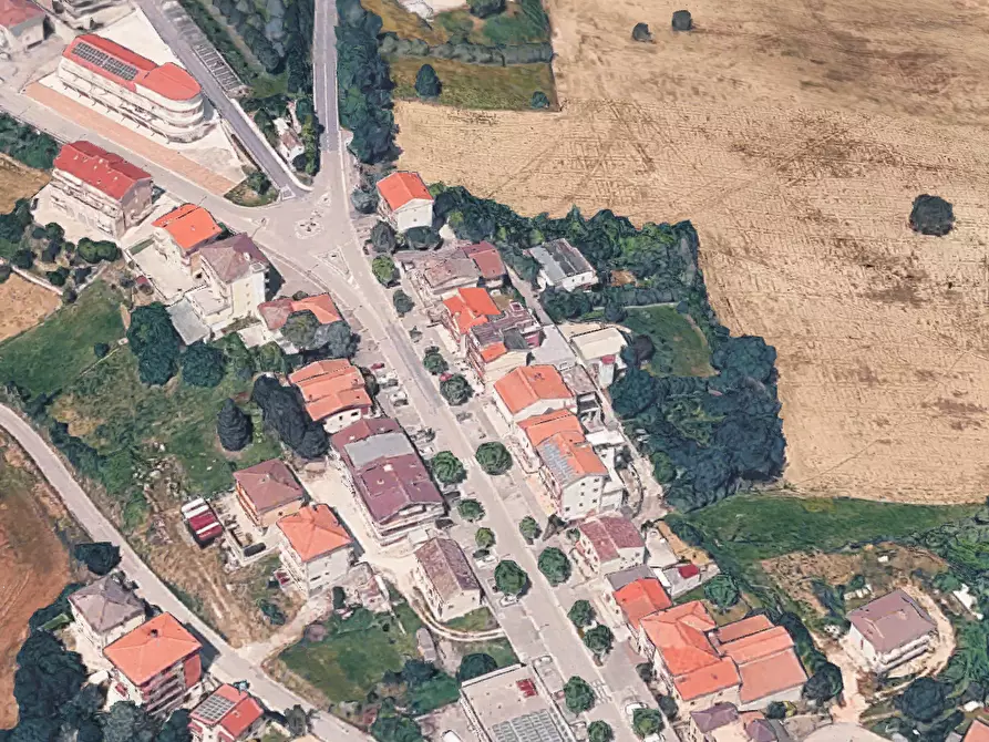 Immagine 11 di Laboratorio in vendita  in Viale Europa a Rapagnano