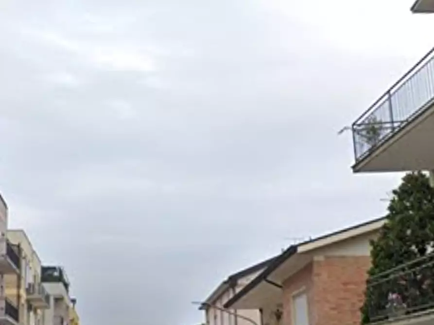 Immagine 15 di Appartamento in vendita  in Via Medaglie d’Oro a Fermo