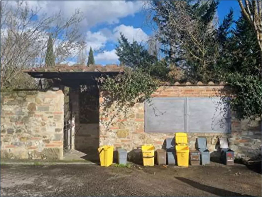 Immagine 6 di Appartamento in vendita  in Via Aretina a Figline Valdarno