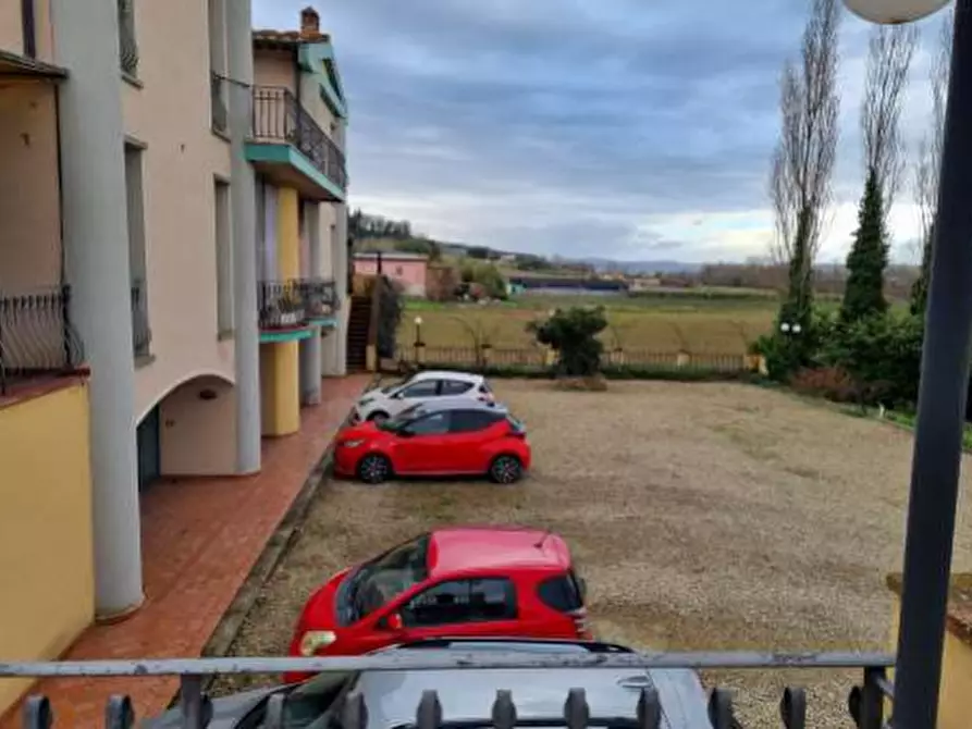 Immagine 11 di Appartamento in vendita  in Via Aretina a Figline Valdarno