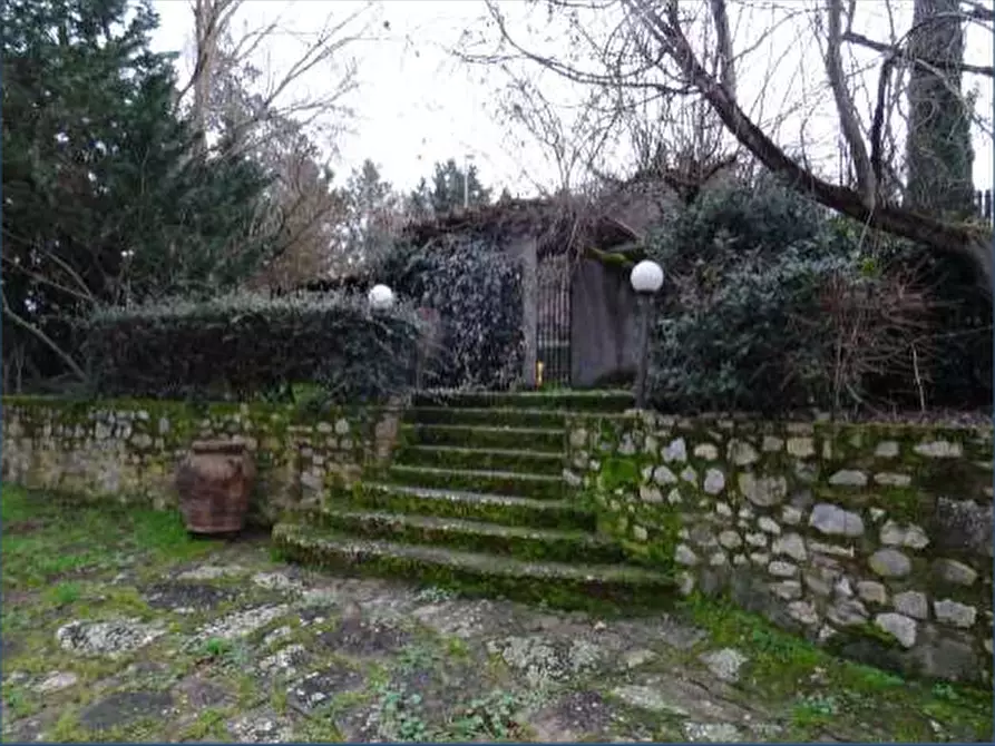 Immagine 12 di Appartamento in vendita  in Via Aretina a Figline Valdarno