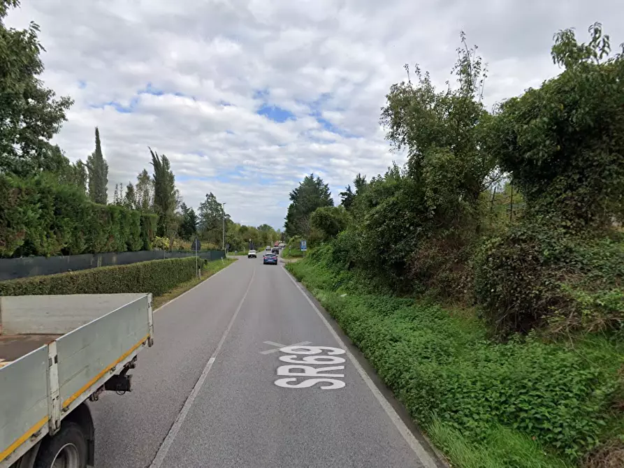 Immagine 26 di Appartamento in vendita  in Via Aretina a Figline Valdarno