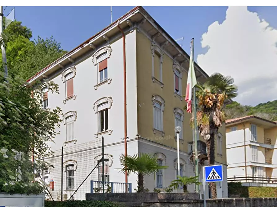 Immagine 5 di Appartamento in vendita  in Via Casamora a Porto Ceresio