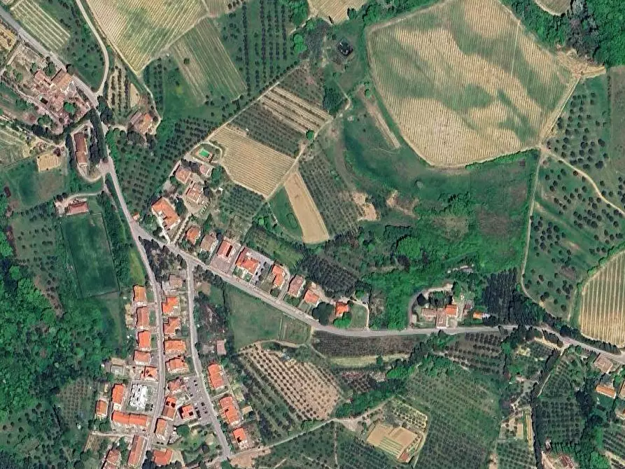 Immagine 11 di Garage in vendita  in Via Santa Maria Novella a Certaldo