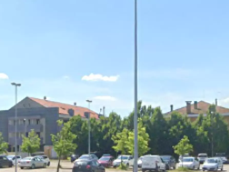 Immagine 2 di Garage in vendita  in Quartiere della Fornace a Conselve
