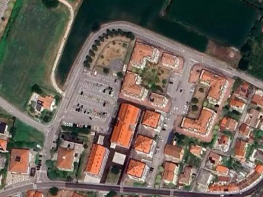 Immagine 1 di Garage in vendita  in Quartiere della Fornace a Conselve