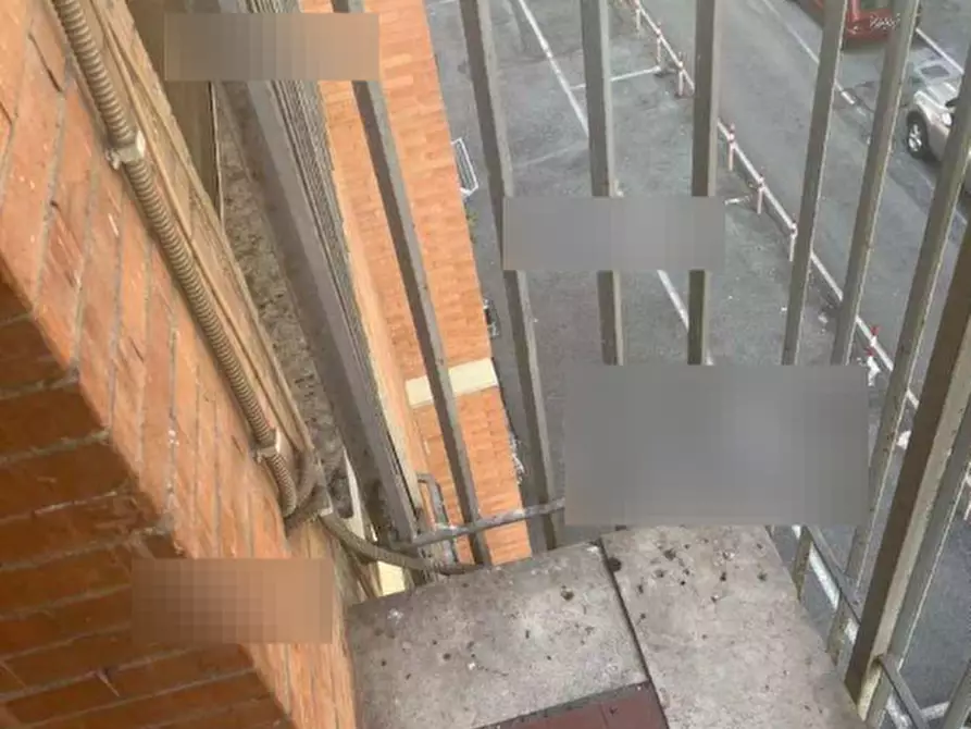 Immagine 3 di Appartamento in vendita  in Via Pescaglia a Roma