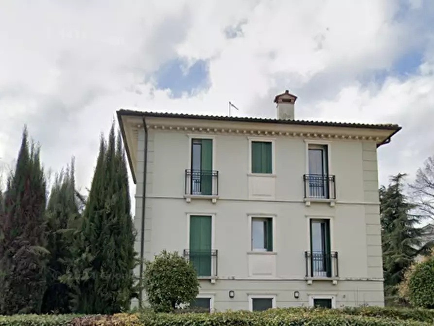 Immagine 8 di Appartamento in vendita  in Viale Dante Alighieri a Vicenza