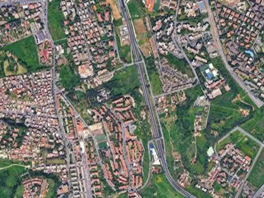 Immagine 8 di Appartamento in vendita  in Via Pescaglia a Roma