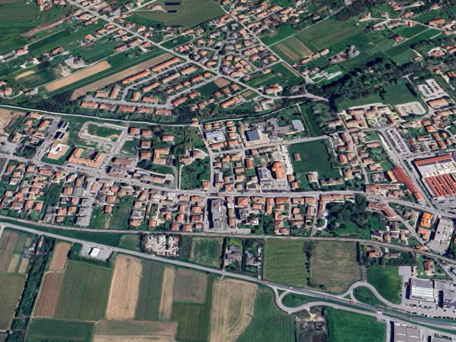 Immagine 7 di Appartamento in vendita  in via Feltrina Centro a Montebelluna