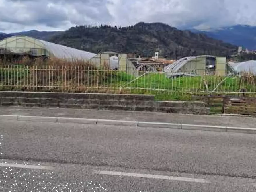 Immagine 6 di Magazzino in vendita  in Via Cinzio Cenedese a Vittorio Veneto
