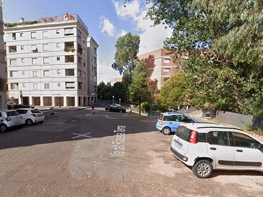 Immagine 7 di Ufficio in vendita  in Via del pianeta terra  a Roma