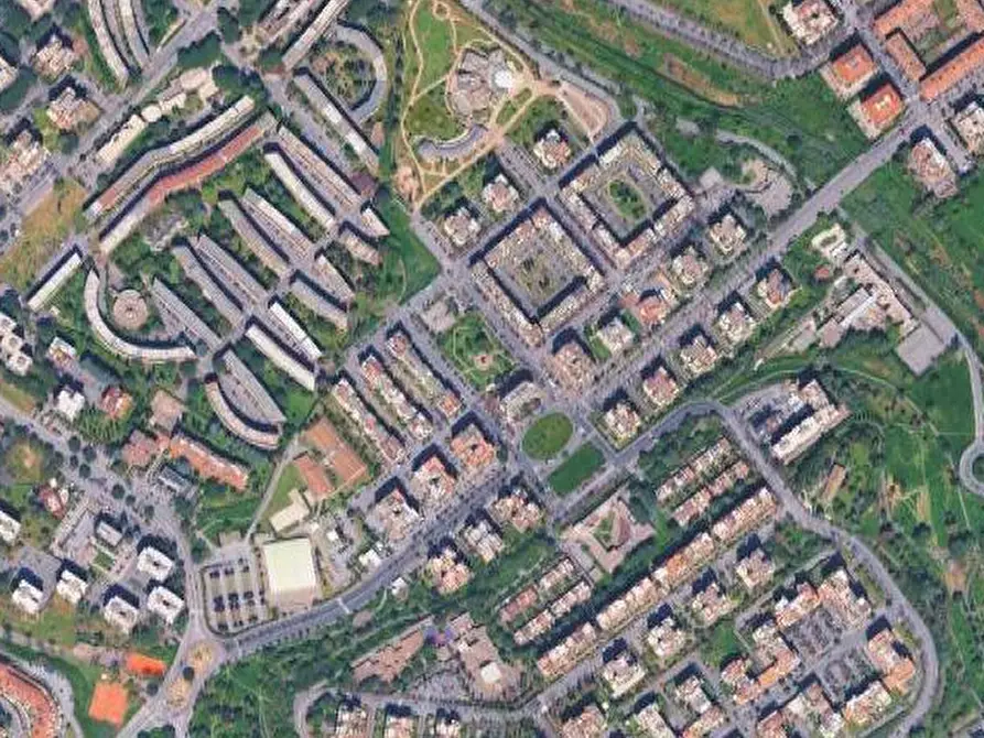 Immagine 9 di Ufficio in vendita  in Via del pianeta terra  a Roma