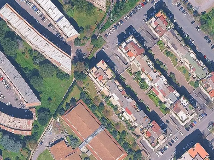 Immagine 12 di Ufficio in vendita  in Via del pianeta terra  a Roma