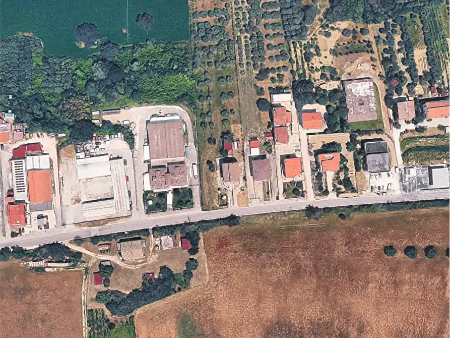 Immagine 13 di Magazzino in vendita  in Via Pompeiana  a Fermo