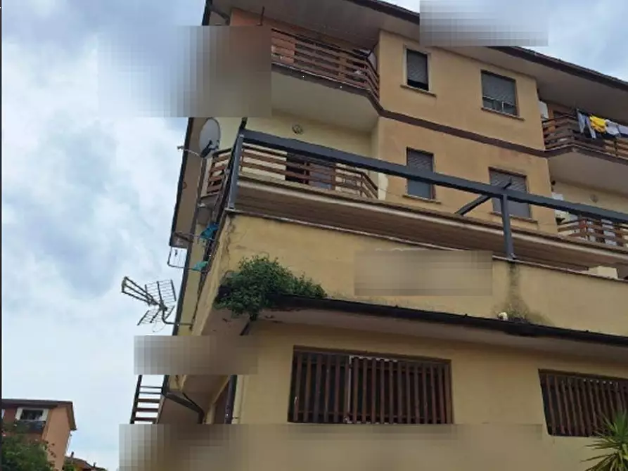 Immagine 2 di Appartamento in vendita  in Via Francesco Giuseppe Bressani a Roma