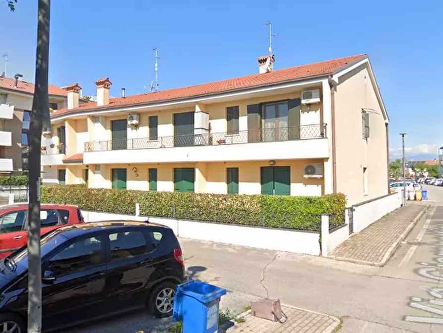 Immagine 1 di Appartamento in vendita  in Via Giambattista Tiepolo a Paese