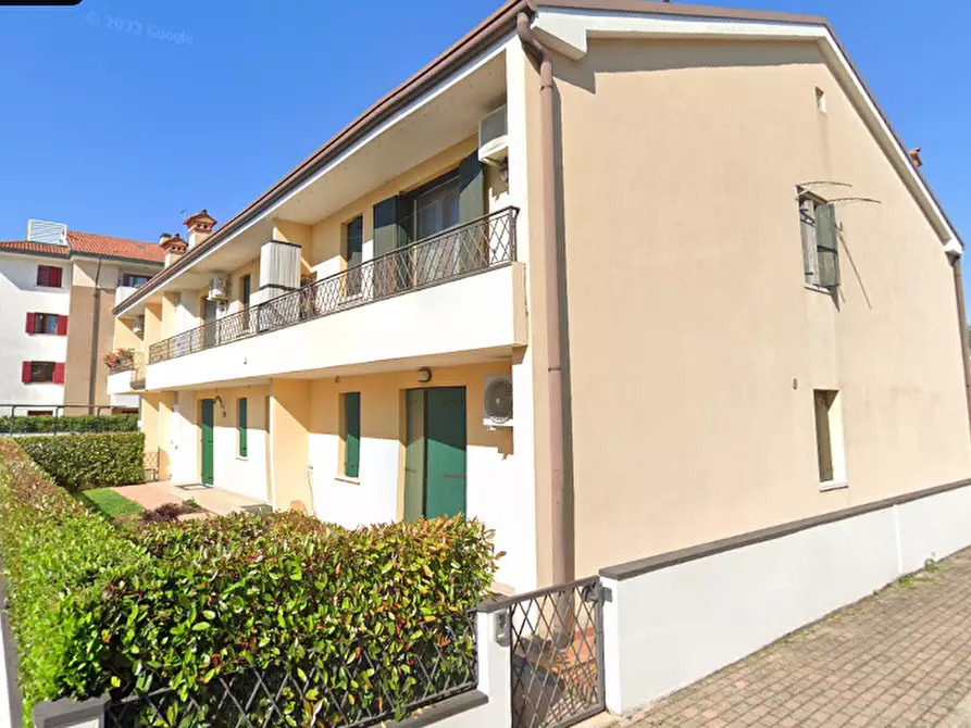 Immagine 2 di Appartamento in vendita  in Via Giambattista Tiepolo a Paese