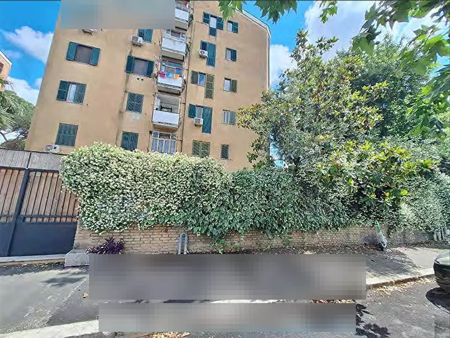 Immagine 1 di Appartamento in vendita  in Via Tiburtina a Roma