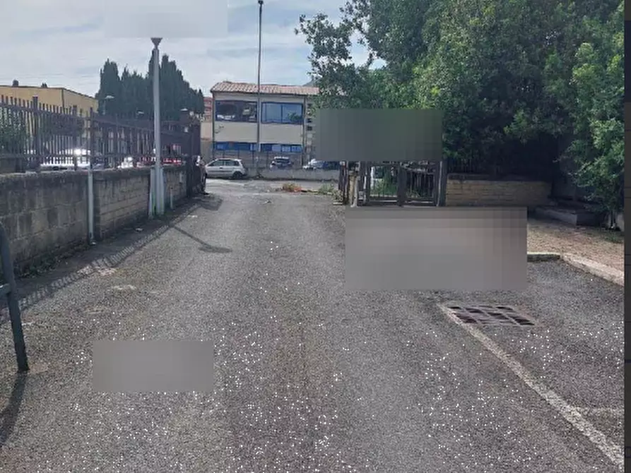 Immagine 4 di Appartamento in vendita  in Via del Maggiolino a Roma