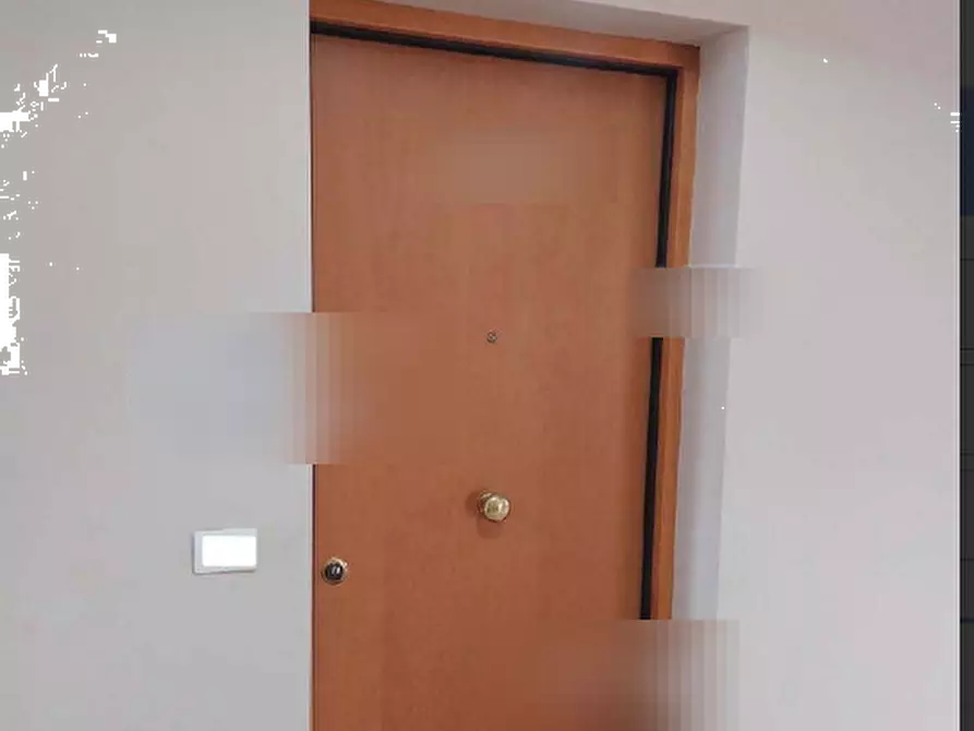 Immagine 6 di Appartamento in vendita  in Via del Maggiolino a Roma