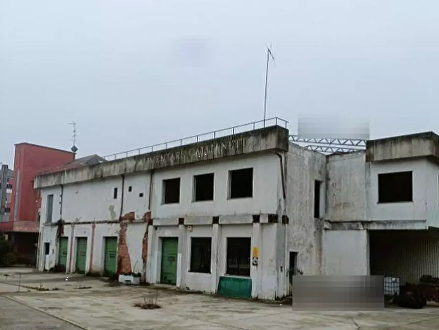 Immagine 1 di Laboratorio in vendita  in Via Lasca a Castell'alfero