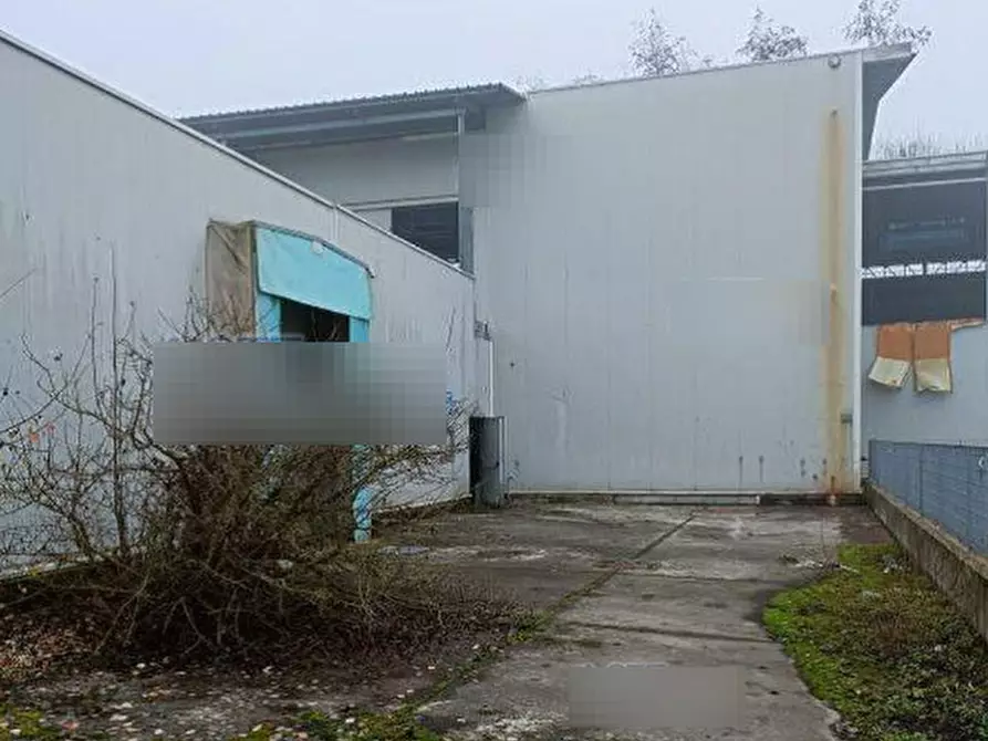 Immagine 5 di Laboratorio in vendita  in Via Lasca a Castell'alfero