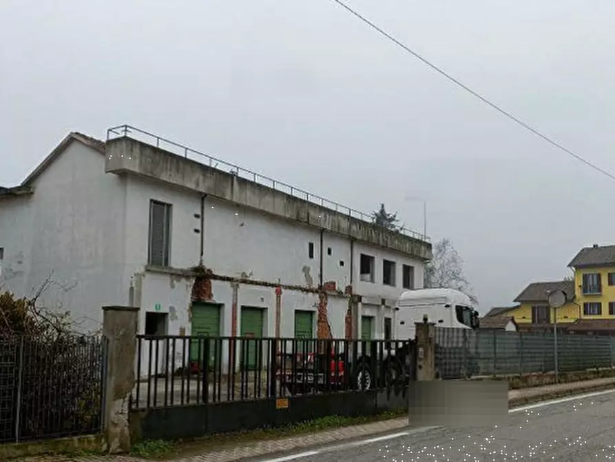 Immagine 9 di Laboratorio in vendita  in Via Lasca a Castell'alfero