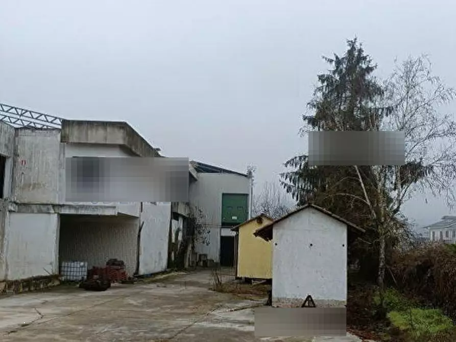 Immagine 10 di Laboratorio in vendita  in Via Lasca a Castell'alfero